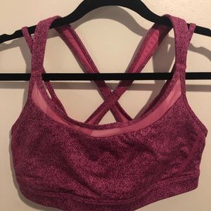 Lululemon sports bra